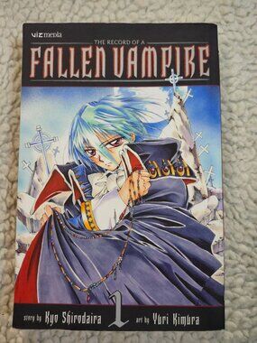 VIZ Media The Record of a Fallen Vampire Vol 1 Kyo Shirodaira Yuri Kimura Manga